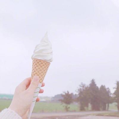 高清清新的干净简单静物头像图片(共20张)