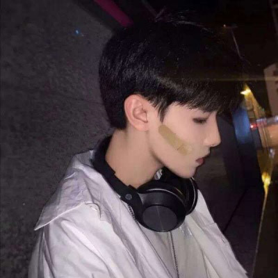 高冷孤傲的微信头像图片(精选20张)