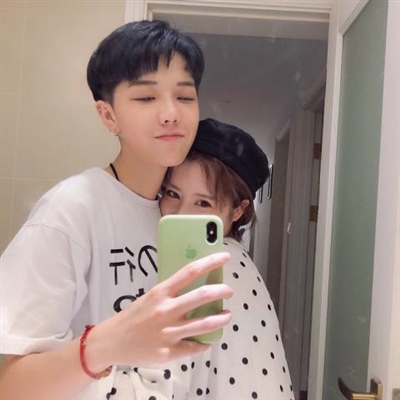 情头像情侣双人一人一张(精选22张)