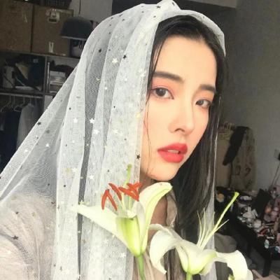 女生穿婚纱头像图片(优选24张)