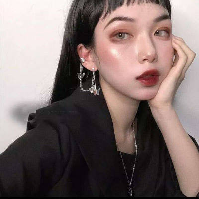 霸气女孩的微信头像(共24张)