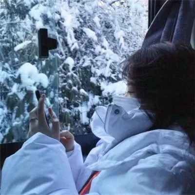 2023年最潮最火女生头像(优选20张)