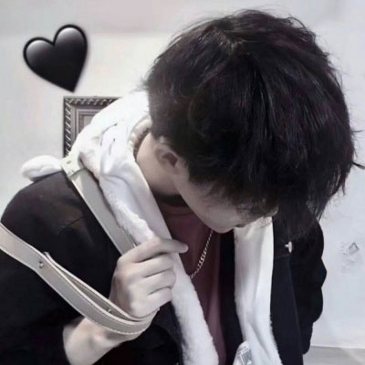 最新帅气霸气的男生陌陌头像图片(28张)