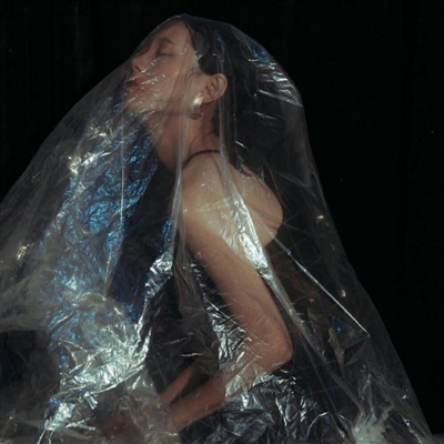 痴情霸气女生带字的qq个性头像图片(优选38张)