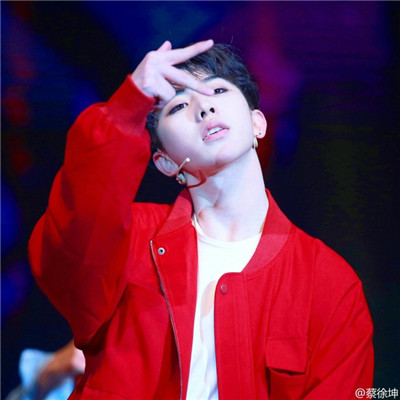 偶像蔡徐坤帅气小哥哥头像大全图片(20张)