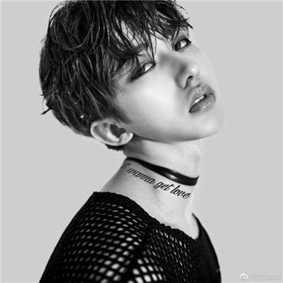 偶像蔡徐坤帅气小哥哥头像大全图片(20张)