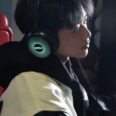 独一无二与众不同头像男头(共20张)