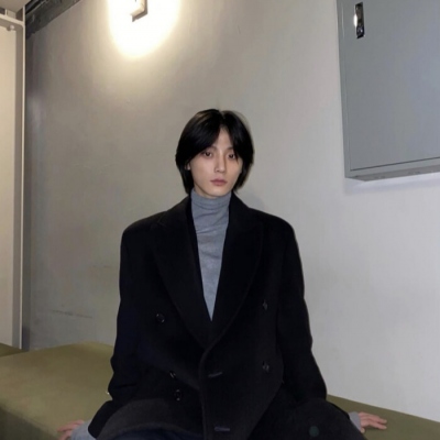 成熟且有深度的头像(精选16张)