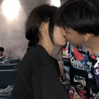 好看的不易撞双人情侣头像真人(优选22张)