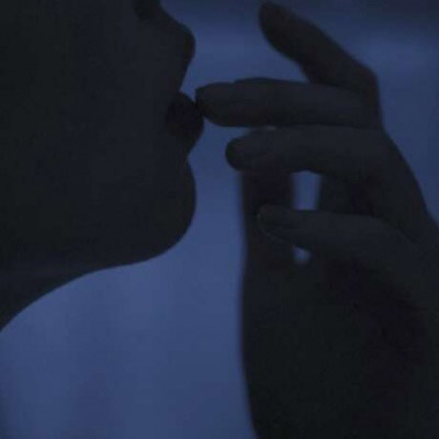 清纯高冷女生头像侧脸(优选22张)