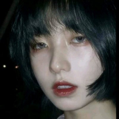 清纯高冷女生头像侧脸(优选22张)