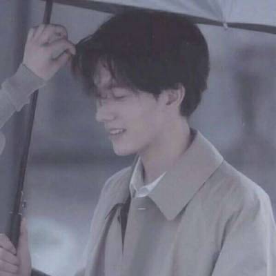 超甜的情侣头像一人一半可爱(共20张)