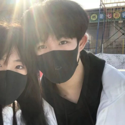 超甜的情侣头像一人一半可爱(共20张)