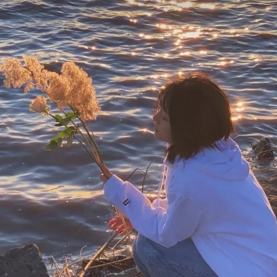 不易撞的神仙情侣头像(优选16张)