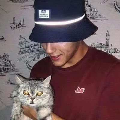 欧美风男生微信头像(优选22张)