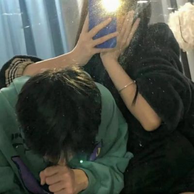 高清氛围感高级双人真人情头图片(共20张)