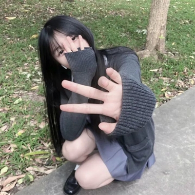 ins风优质女生头像(精选24张)