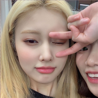 微信头像女生纯欲风高清图片(22张)