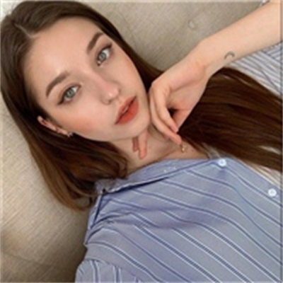 高冷的欧美女生头像(精选22张)