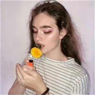 高冷的欧美女生头像(精选22张)