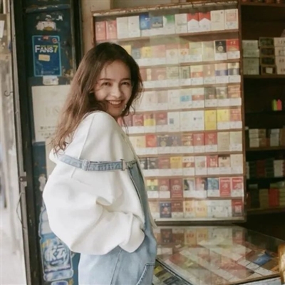 复古女香港经典头像图片(优选22张)