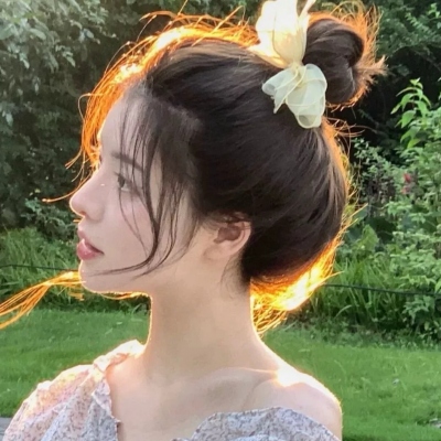 高清好看的女生网红头像ins风格图片大全(优选22张)