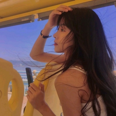 高清好看的女生网红头像ins风格图片大全(优选22张)