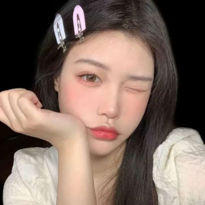 精选优质女生头像(共24张)