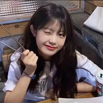 抖音网红时尚女生头像图片大全(优选22张)