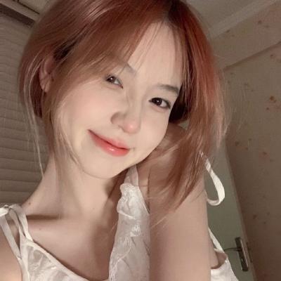 抖音网红时尚女生头像图片大全(优选22张)