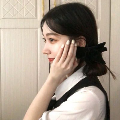 个性非主流美女头像图片大全(优选22张)