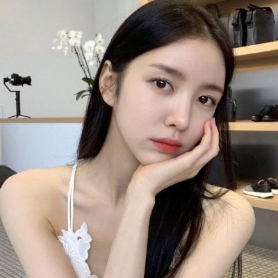 个性非主流美女头像图片大全(优选22张)