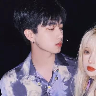 高清好看情侣头像两张(优选12张)