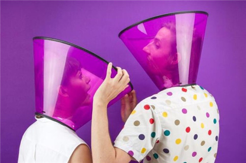 逗比搞笑的说说大全带图片_非让现实给你一巴掌