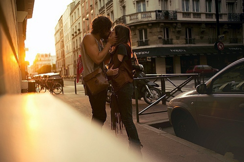 经典爱情领悟说说_爱需要学习而且是永无止尽地学习