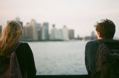 浪漫甜蜜的情感爱情句子_我爱上了你注定了为爱