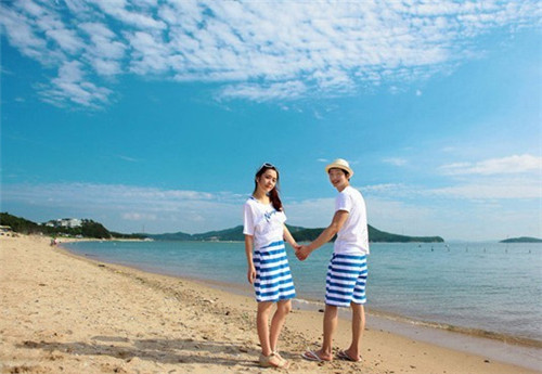 浪漫甜蜜的情感爱情句子_我爱上了你注定了为爱情燃烧