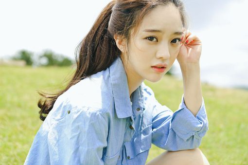 带有霜字的小清新网名女生_冷月如霜