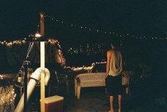 最伤感最心酸的个性签名_曾经的过去了不会再奢