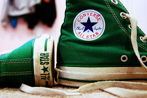 跟喜欢的女生表白的句子 我们手牵手一起为爱而战吧