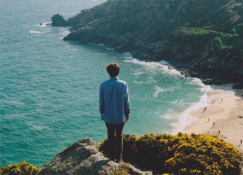 可爱男生个性腼腆害羞的网名_沿途