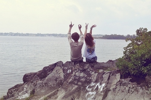 霸气个性幸福温暖情侣网名_只俄者为俄心忧。 不知俄者谓俄何求。_草癡迷了路∝ 花癡迷了路∝