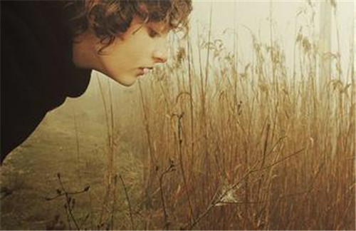 经典伤感qq伤感说说 海枯石烂纯属扯淡