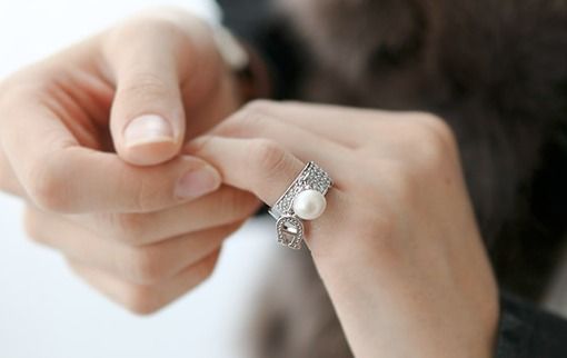 唯美伤感的爱情说说_爱情太假我们太傻