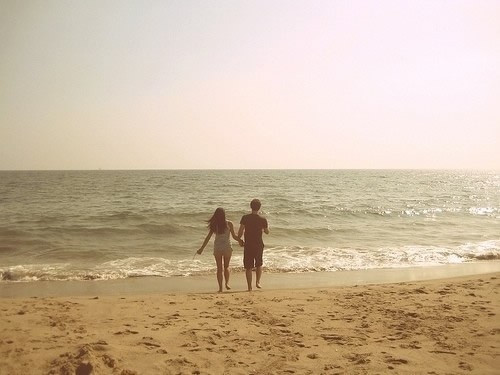 让你心痛的伤感爱情说说_爱情它会说谎