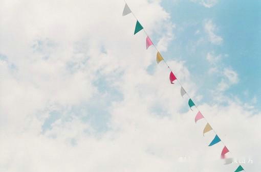 恋爱说说带图片_恋爱的感觉甜甜蜜蜜