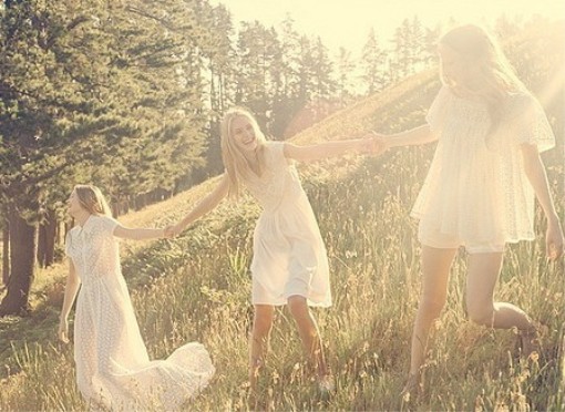 最有诗意的微信网名大全_纯洁得像一张白纸°