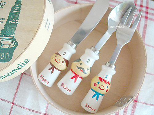 描写雨的优美句子_连雨不知春去