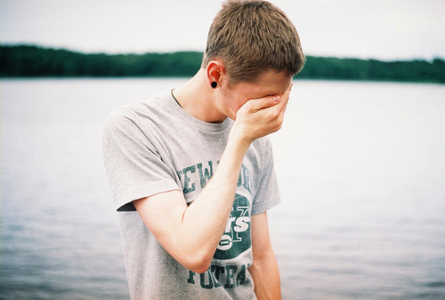 超伤感的非主流男生网名_不堪的浮华