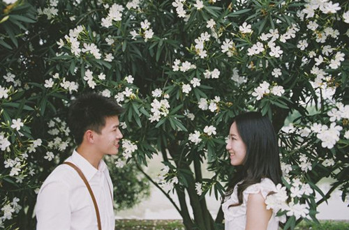 陌陌非主流情侣网名_东淫西荡南骚北浪